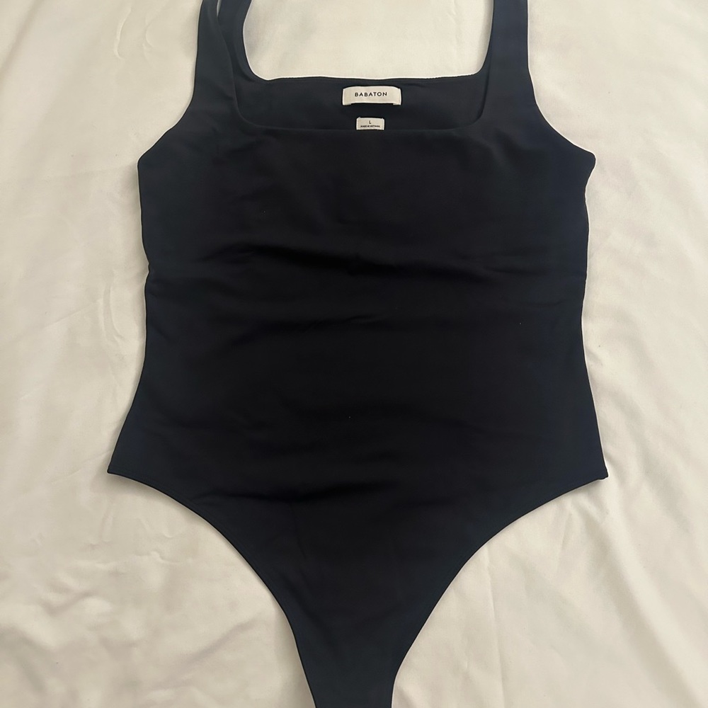 ARITZIA Babaton Contour Tank Square Neck Bodysuit - Black L